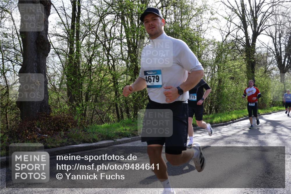 12.04.2026 - 45. Internationalen Wilhelmsburger Insellauf Yannick Fuchs http://msf.ph/oto/9484641 12.04.2026 10:27:08 Laufen 4679, 2115, 2710 meine-sportfotos.de