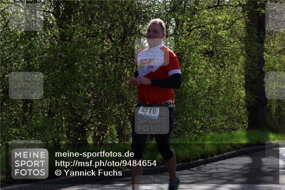 12.04.2026 - 45. Internationalen Wilhelmsburger Insellauf Yannick Fuchs http://msf.ph/oto/9484654 12.04.2026 10:27:09 Laufen 2710 meine-sportfotos.de
