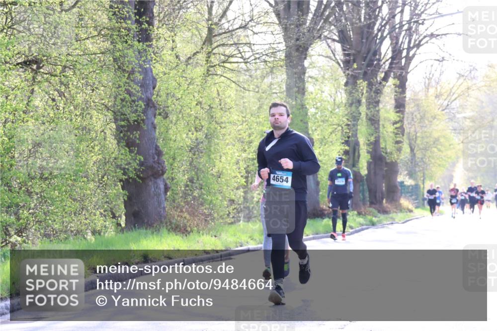 12.04.2026 - 45. Internationalen Wilhelmsburger Insellauf Yannick Fuchs http://msf.ph/oto/9484664 12.04.2026 10:46:08 Laufen 4654 meine-sportfotos.de