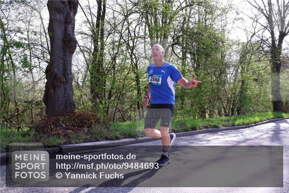 12.04.2026 - 45. Internationalen Wilhelmsburger Insellauf Yannick Fuchs http://msf.ph/oto/9484693 12.04.2026 10:27:12 Laufen 2568 meine-sportfotos.de