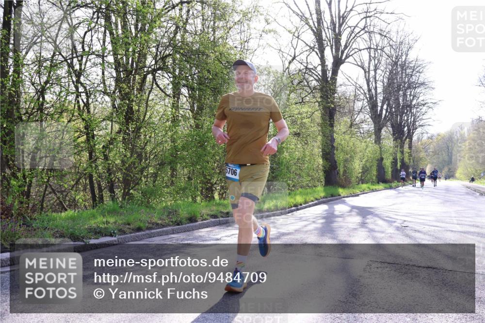 12.04.2026 - 45. Internationalen Wilhelmsburger Insellauf Yannick Fuchs http://msf.ph/oto/9484709 12.04.2026 10:27:14 Laufen 5706 meine-sportfotos.de