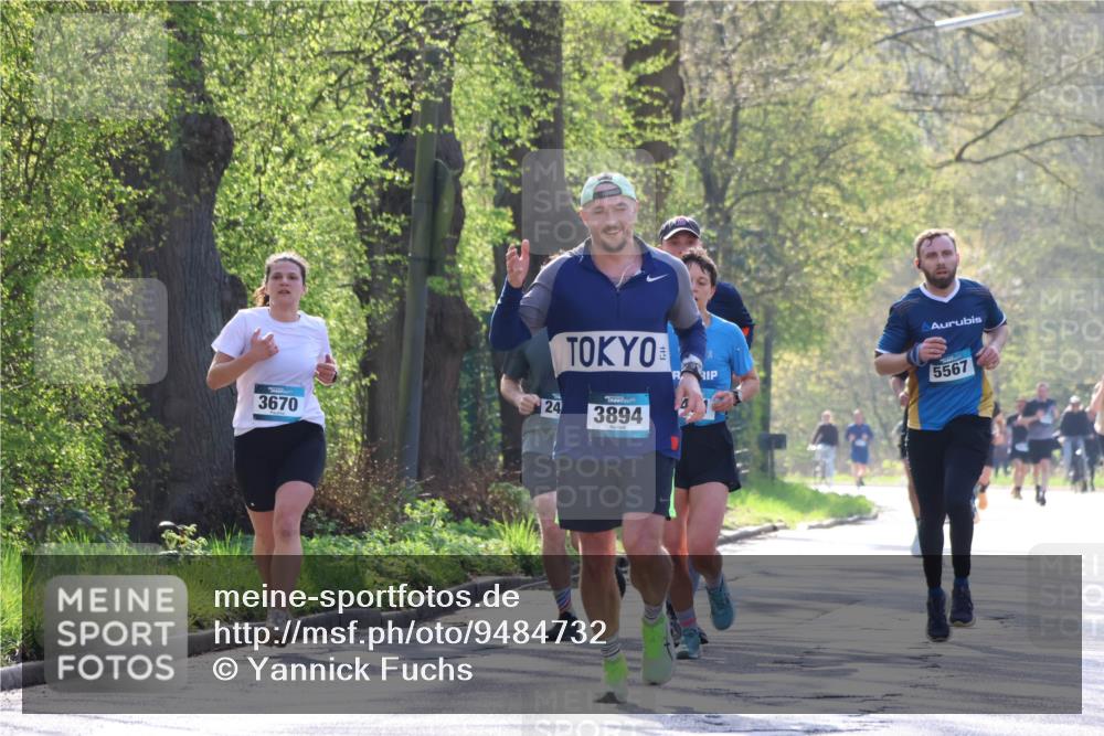 12.04.2026 - 45. Internationalen Wilhelmsburger Insellauf Yannick Fuchs http://msf.ph/oto/9484732 12.04.2026 10:27:17 Laufen 24, 3670, 3894, 5567 meine-sportfotos.de