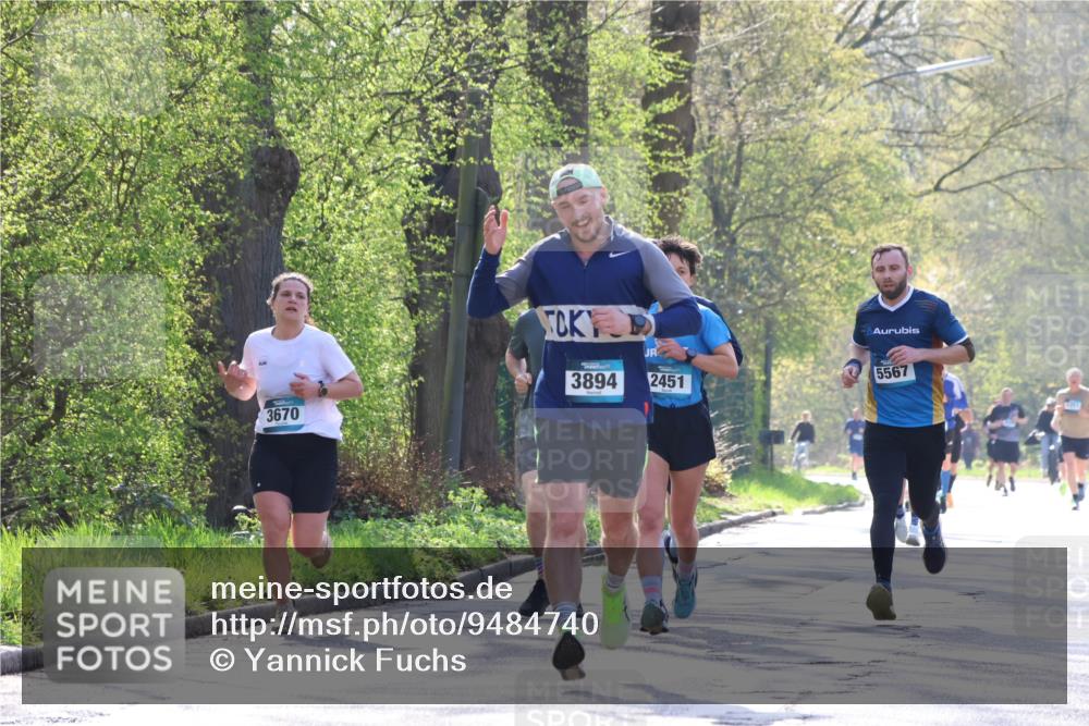 12.04.2026 - 45. Internationalen Wilhelmsburger Insellauf Yannick Fuchs http://msf.ph/oto/9484740 12.04.2026 10:27:18 Laufen 3670, 3894, 2451, 5567 meine-sportfotos.de