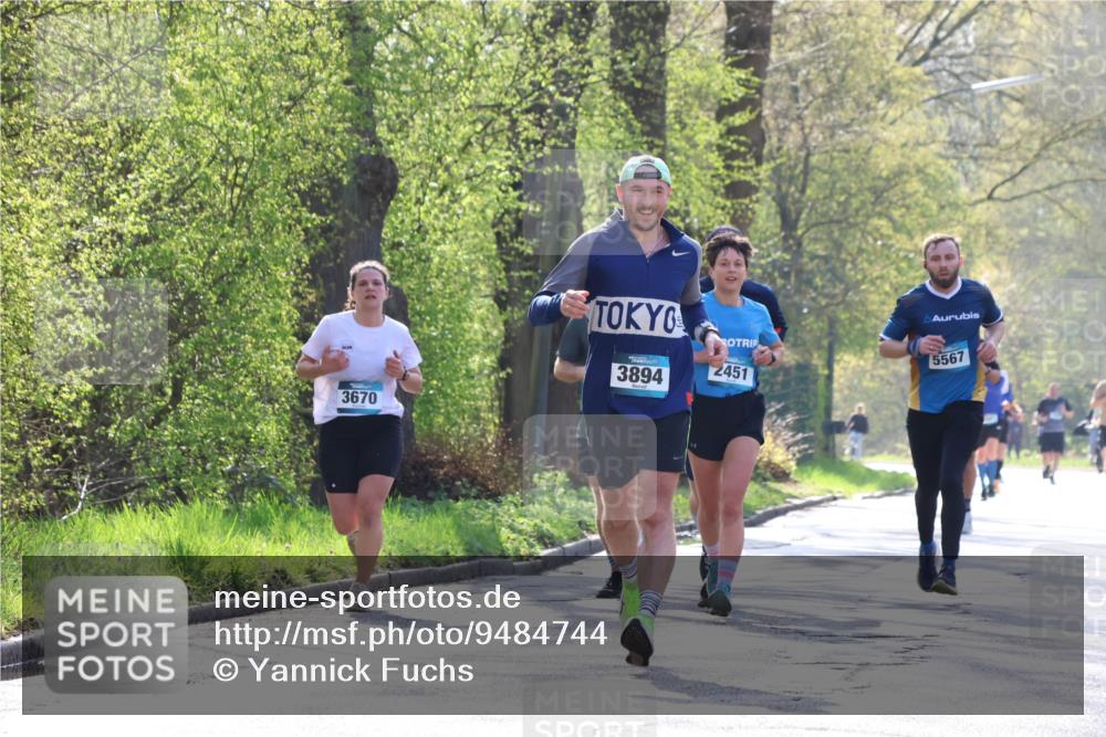 12.04.2026 - 45. Internationalen Wilhelmsburger Insellauf Yannick Fuchs http://msf.ph/oto/9484744 12.04.2026 10:27:18 Laufen 3670, 3894, 2451, 5567 meine-sportfotos.de