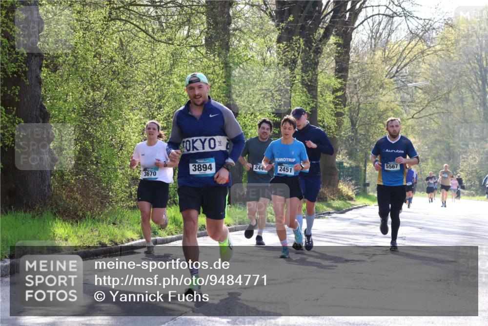 12.04.2026 - 45. Internationalen Wilhelmsburger Insellauf Yannick Fuchs http://msf.ph/oto/9484771 12.04.2026 10:27:20 Laufen 5567, 3894, 244, 2451, 3670 meine-sportfotos.de