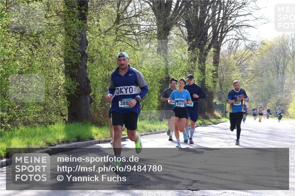 12.04.2026 - 45. Internationalen Wilhelmsburger Insellauf Yannick Fuchs http://msf.ph/oto/9484780 12.04.2026 10:27:21 Laufen 389, 444, 2451, 5567 meine-sportfotos.de