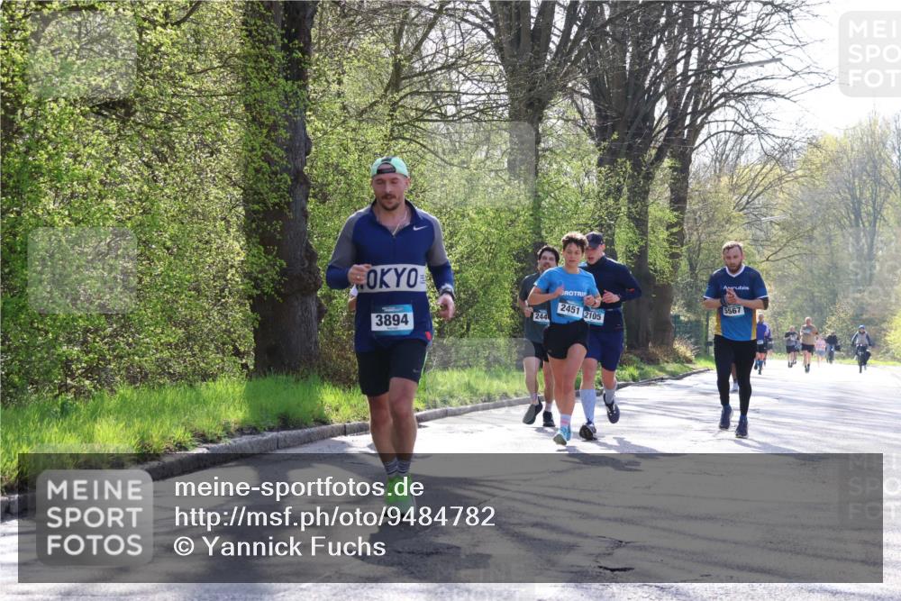 12.04.2026 - 45. Internationalen Wilhelmsburger Insellauf Yannick Fuchs http://msf.ph/oto/9484782 12.04.2026 10:27:21 Laufen 3894, 244, 2451, 2105, 5567 meine-sportfotos.de