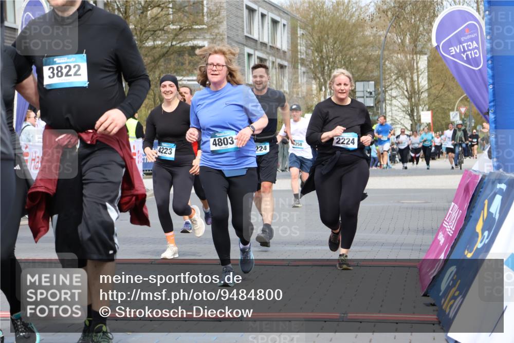 12.04.2026 - 45. Internationalen Wilhelmsburger Insellauf Strokosch-Dieckow http://msf.ph/oto/9484800 12.04.2026 13:20:59 Ziel 5342, 3822, 3821, 4999, 4803, 2224, 4223, 4224, 4954, 5258, 3284 meine-sportfotos.de