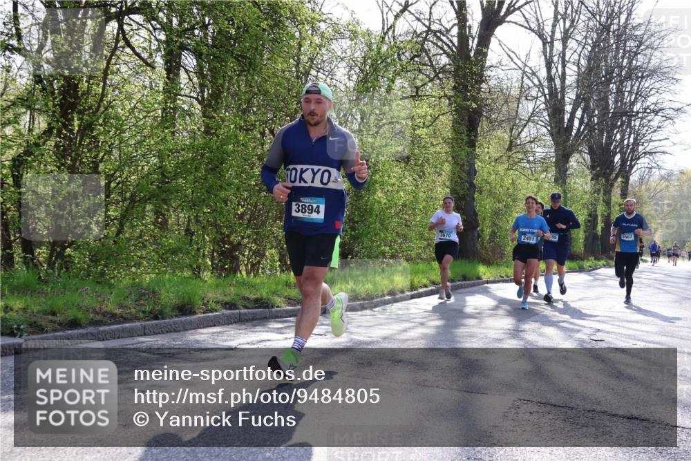 12.04.2026 - 45. Internationalen Wilhelmsburger Insellauf Yannick Fuchs http://msf.ph/oto/9484805 12.04.2026 10:27:22 Laufen 3894, 3670, 05, 2451, 5567 meine-sportfotos.de