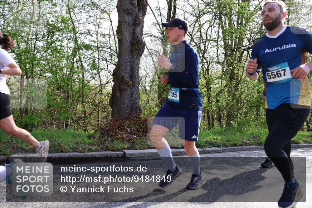 12.04.2026 - 45. Internationalen Wilhelmsburger Insellauf Yannick Fuchs http://msf.ph/oto/9484849 12.04.2026 10:27:26 Laufen 105, 5567 meine-sportfotos.de