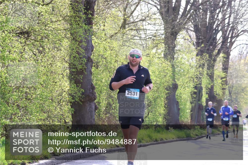 12.04.2026 - 45. Internationalen Wilhelmsburger Insellauf Yannick Fuchs http://msf.ph/oto/9484887 12.04.2026 10:27:30 Laufen 2531, 1975 meine-sportfotos.de
