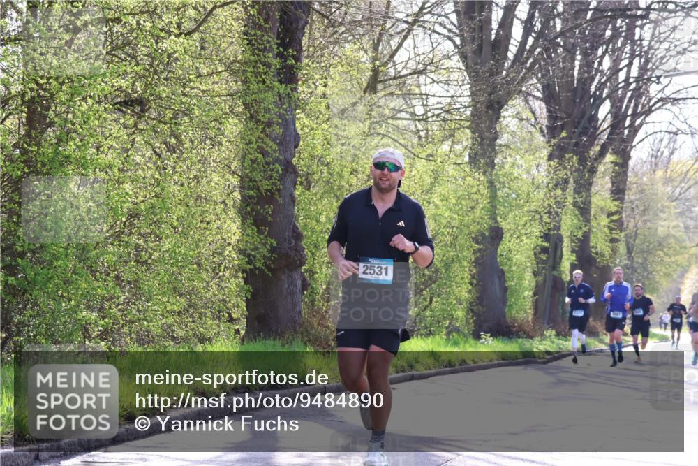 12.04.2026 - 45. Internationalen Wilhelmsburger Insellauf Yannick Fuchs http://msf.ph/oto/9484890 12.04.2026 10:27:30 Laufen 2531 meine-sportfotos.de