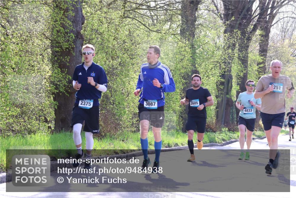 12.04.2026 - 45. Internationalen Wilhelmsburger Insellauf Yannick Fuchs http://msf.ph/oto/9484938 12.04.2026 10:27:37 Laufen 2375, 3087, 2605, 4833, 251 meine-sportfotos.de