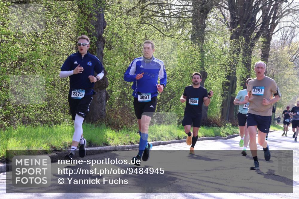 12.04.2026 - 45. Internationalen Wilhelmsburger Insellauf Yannick Fuchs http://msf.ph/oto/9484945 12.04.2026 10:27:37 Laufen 2375, 3087, 2605, 48, 5251 meine-sportfotos.de