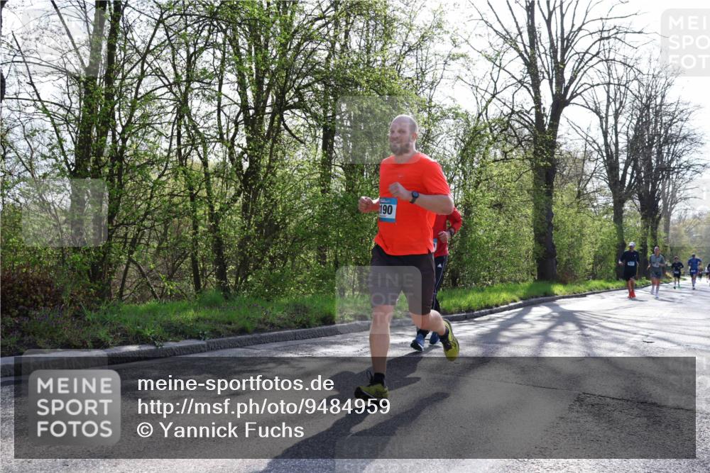 12.04.2026 - 45. Internationalen Wilhelmsburger Insellauf Yannick Fuchs http://msf.ph/oto/9484959 12.04.2026 10:34:09 Laufen 190 meine-sportfotos.de