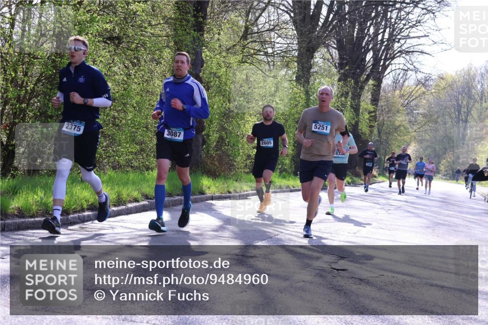 12.04.2026 - 45. Internationalen Wilhelmsburger Insellauf Yannick Fuchs http://msf.ph/oto/9484960 12.04.2026 10:27:38 Laufen 2375, 3087, 2605, 5251, 833 meine-sportfotos.de