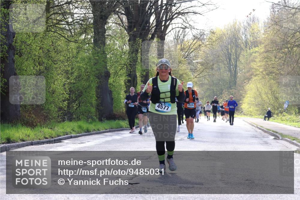 12.04.2026 - 45. Internationalen Wilhelmsburger Insellauf Yannick Fuchs http://msf.ph/oto/9485031 12.04.2026 10:46:22 Laufen 3468, 140, 4577, 2529 meine-sportfotos.de
