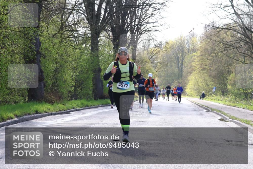12.04.2026 - 45. Internationalen Wilhelmsburger Insellauf Yannick Fuchs http://msf.ph/oto/9485043 12.04.2026 10:46:22 Laufen 4577, 2529 meine-sportfotos.de