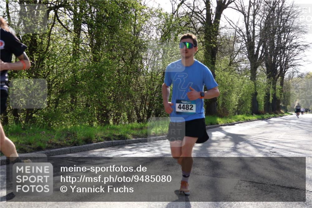 12.04.2026 - 45. Internationalen Wilhelmsburger Insellauf Yannick Fuchs http://msf.ph/oto/9485080 12.04.2026 10:27:51 Laufen 4482 meine-sportfotos.de