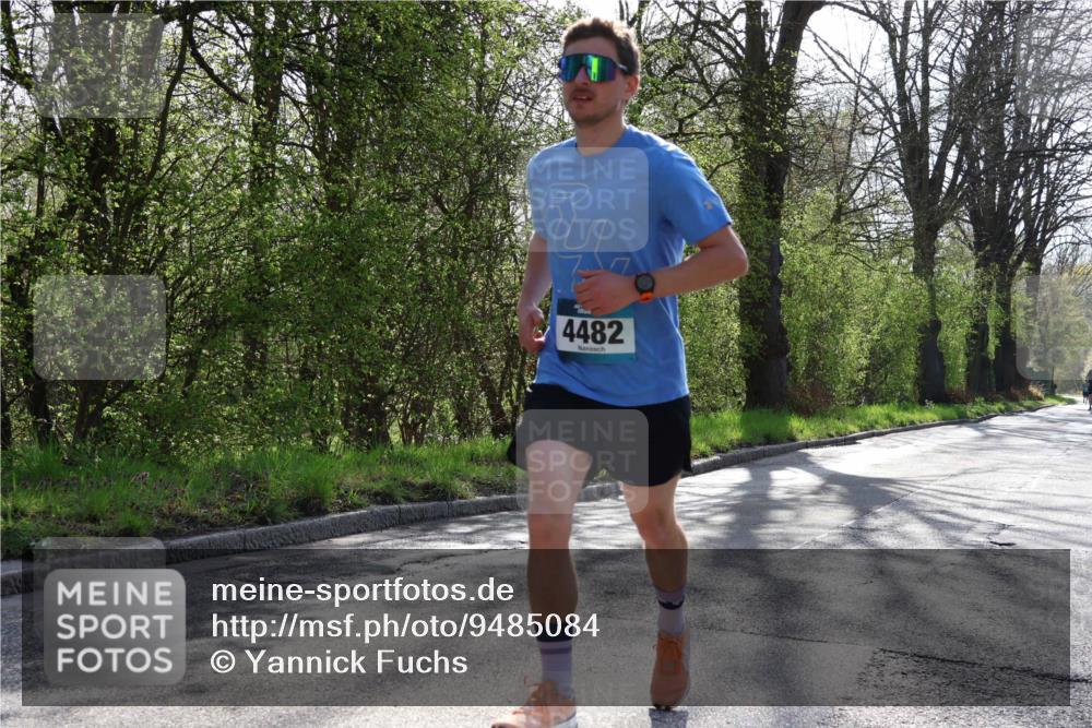 12.04.2026 - 45. Internationalen Wilhelmsburger Insellauf Yannick Fuchs http://msf.ph/oto/9485084 12.04.2026 10:27:52 Laufen 4482 meine-sportfotos.de