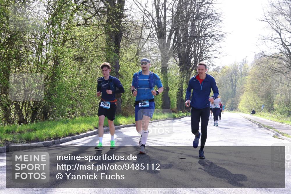 12.04.2026 - 45. Internationalen Wilhelmsburger Insellauf Yannick Fuchs http://msf.ph/oto/9485112 12.04.2026 10:34:18 Laufen 5594, 4481 meine-sportfotos.de