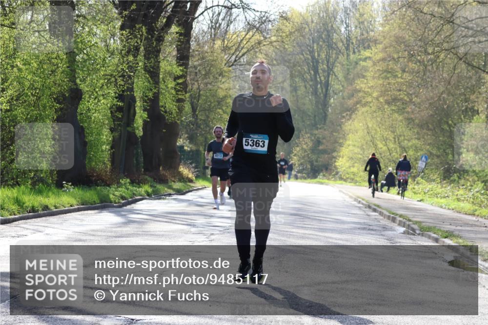 12.04.2026 - 45. Internationalen Wilhelmsburger Insellauf Yannick Fuchs http://msf.ph/oto/9485117 12.04.2026 10:27:55 Laufen 4013, 5363 meine-sportfotos.de