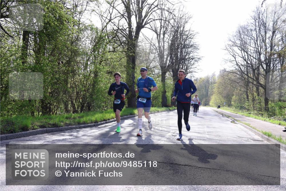 12.04.2026 - 45. Internationalen Wilhelmsburger Insellauf Yannick Fuchs http://msf.ph/oto/9485118 12.04.2026 10:34:18 Laufen 5594, 4481 meine-sportfotos.de