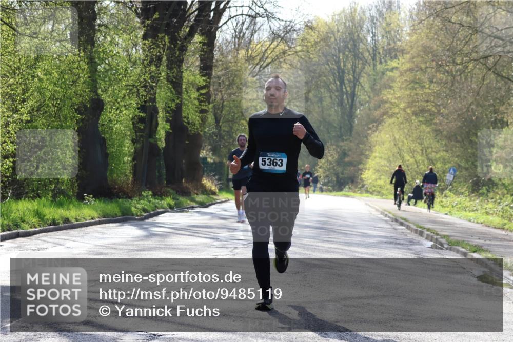 12.04.2026 - 45. Internationalen Wilhelmsburger Insellauf Yannick Fuchs http://msf.ph/oto/9485119 12.04.2026 10:27:56 Laufen 5363 meine-sportfotos.de