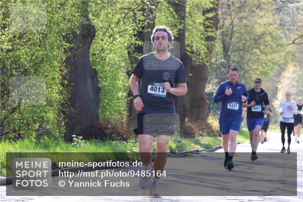 12.04.2026 - 45. Internationalen Wilhelmsburger Insellauf Yannick Fuchs http://msf.ph/oto/9485164 12.04.2026 10:28:00 Laufen 4013, 5331, 4063, 1214 meine-sportfotos.de