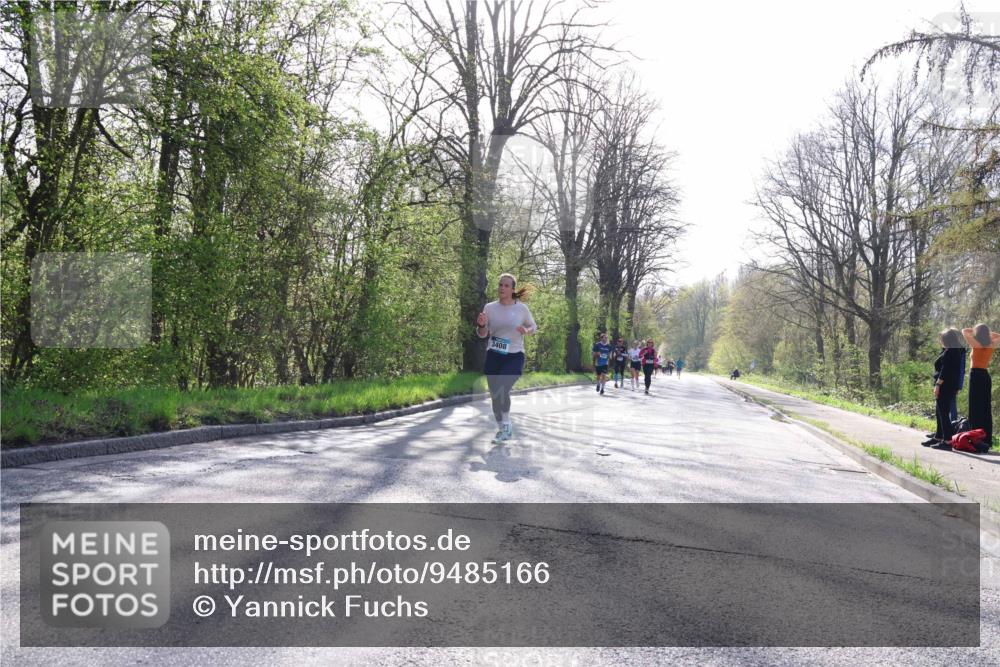 12.04.2026 - 45. Internationalen Wilhelmsburger Insellauf Yannick Fuchs http://msf.ph/oto/9485166 12.04.2026 10:34:22 Laufen 3408 meine-sportfotos.de