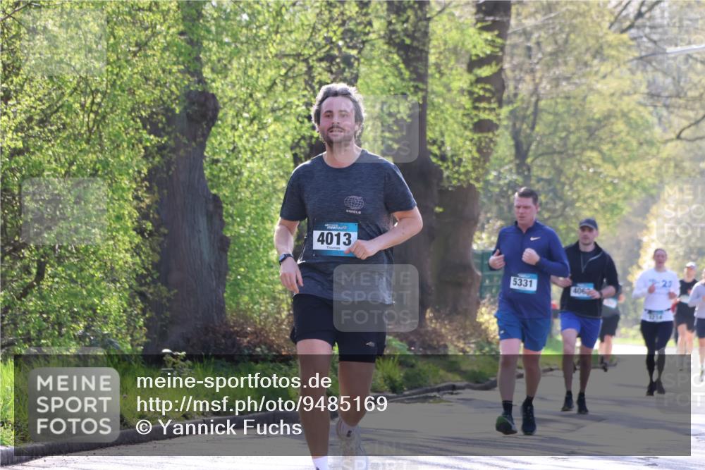 12.04.2026 - 45. Internationalen Wilhelmsburger Insellauf Yannick Fuchs http://msf.ph/oto/9485169 12.04.2026 10:28:00 Laufen 4013, 5331, 25, 4062 meine-sportfotos.de