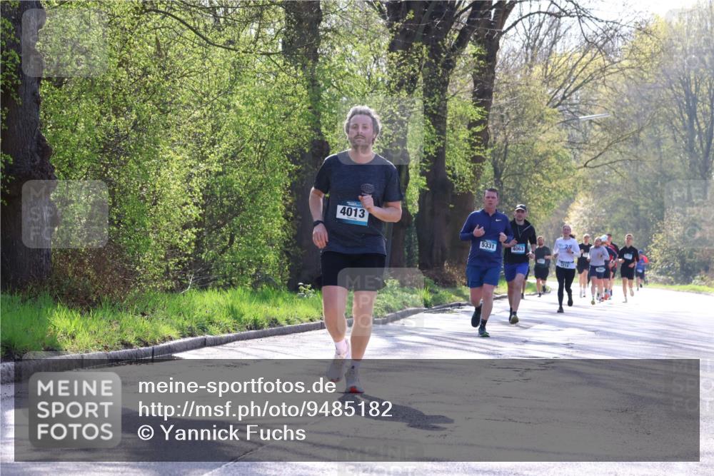 12.04.2026 - 45. Internationalen Wilhelmsburger Insellauf Yannick Fuchs http://msf.ph/oto/9485182 12.04.2026 10:28:01 Laufen 4013, 5331, 4063, 25 meine-sportfotos.de