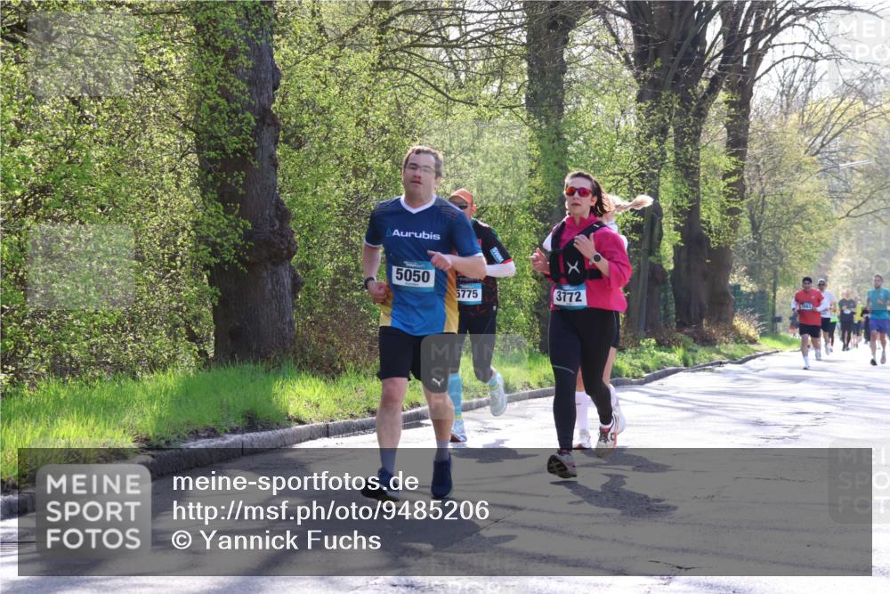 12.04.2026 - 45. Internationalen Wilhelmsburger Insellauf Yannick Fuchs http://msf.ph/oto/9485206 12.04.2026 10:34:26 Laufen 5050, 5775, 3772, 995 meine-sportfotos.de