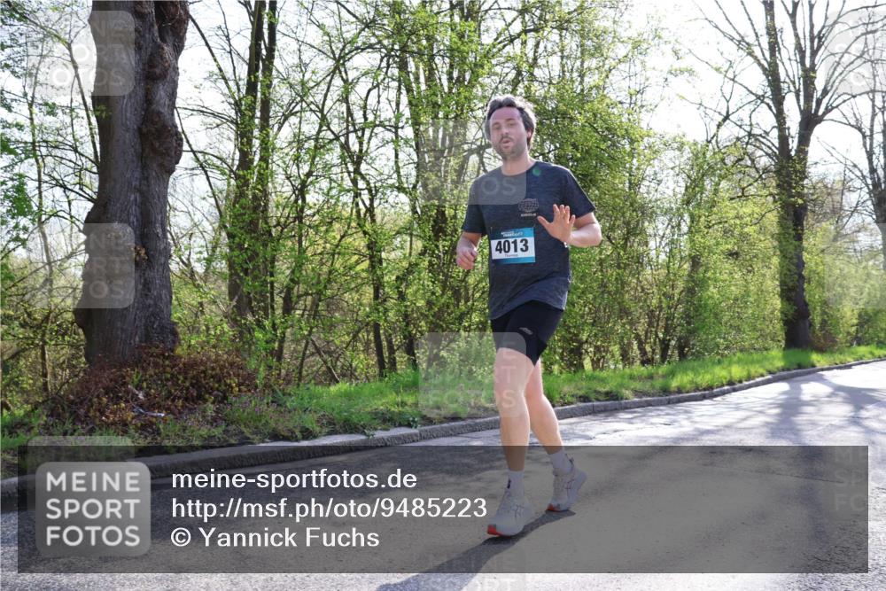12.04.2026 - 45. Internationalen Wilhelmsburger Insellauf Yannick Fuchs http://msf.ph/oto/9485223 12.04.2026 10:28:05 Laufen 4013 meine-sportfotos.de