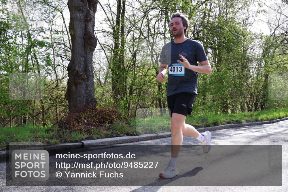 12.04.2026 - 45. Internationalen Wilhelmsburger Insellauf Yannick Fuchs http://msf.ph/oto/9485227 12.04.2026 10:28:06 Laufen 4013 meine-sportfotos.de