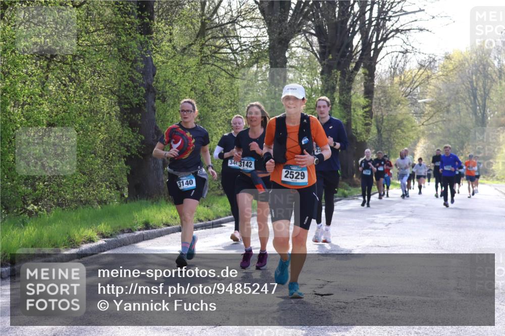 12.04.2026 - 45. Internationalen Wilhelmsburger Insellauf Yannick Fuchs http://msf.ph/oto/9485247 12.04.2026 10:46:27 Laufen 3140, 34, 3142, 2529, 25 meine-sportfotos.de