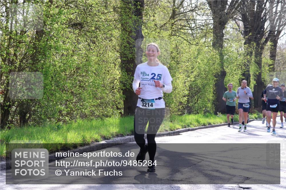 12.04.2026 - 45. Internationalen Wilhelmsburger Insellauf Yannick Fuchs http://msf.ph/oto/9485284 12.04.2026 10:28:14 Laufen 24, 25, 3214, 5405, 3066, 5911, 4264 meine-sportfotos.de