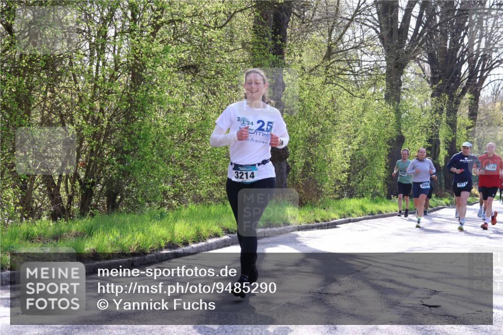 12.04.2026 - 45. Internationalen Wilhelmsburger Insellauf Yannick Fuchs http://msf.ph/oto/9485290 12.04.2026 10:28:14 Laufen 20024, 25, 3214, 3066, 5289, 3911 meine-sportfotos.de
