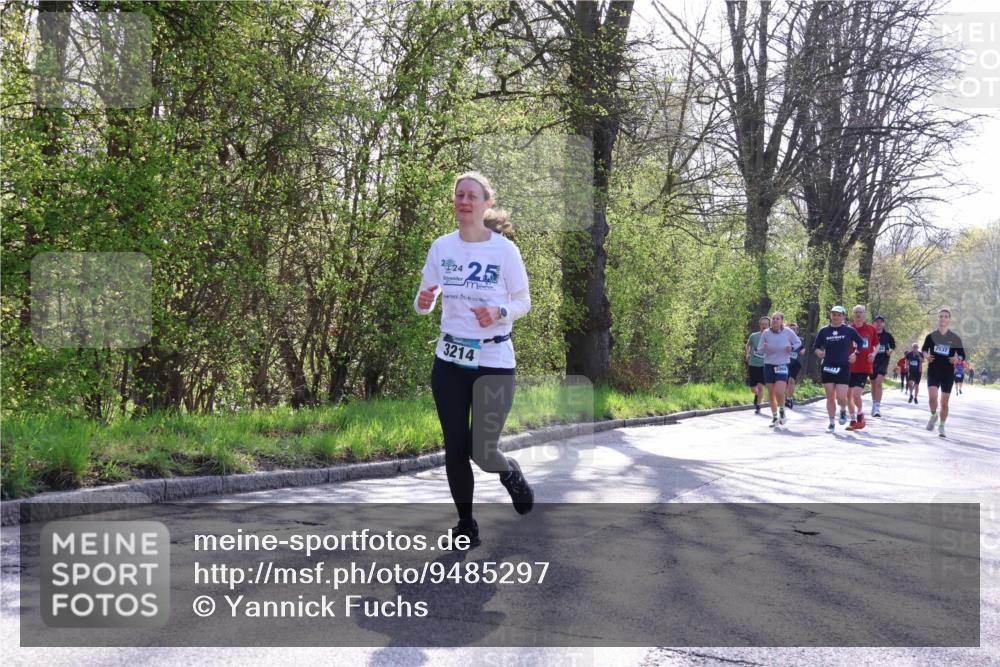 12.04.2026 - 45. Internationalen Wilhelmsburger Insellauf Yannick Fuchs http://msf.ph/oto/9485297 12.04.2026 10:28:15 Laufen 29, 24, 25, 3214, 3066, 2537 meine-sportfotos.de