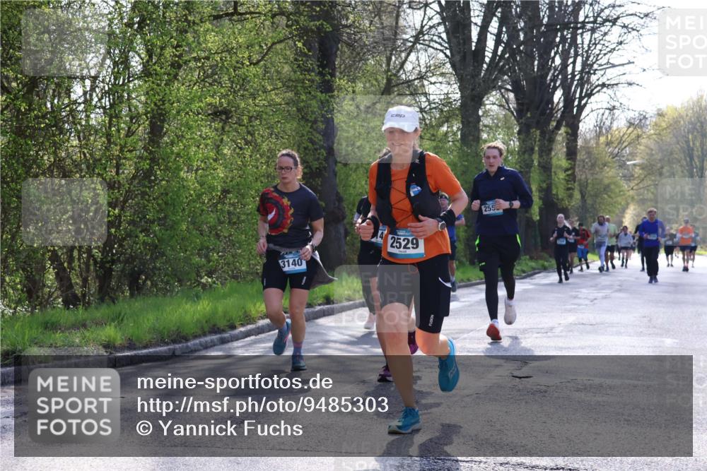 12.04.2026 - 45. Internationalen Wilhelmsburger Insellauf Yannick Fuchs http://msf.ph/oto/9485303 12.04.2026 10:46:28 Laufen 3140, 2529, 255 meine-sportfotos.de