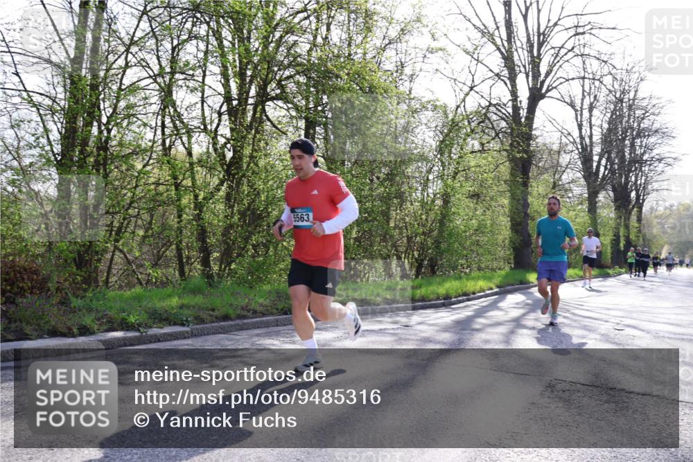 12.04.2026 - 45. Internationalen Wilhelmsburger Insellauf Yannick Fuchs http://msf.ph/oto/9485316 12.04.2026 10:34:39 Laufen 5563 meine-sportfotos.de