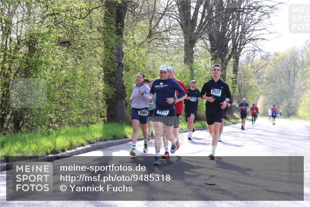 12.04.2026 - 45. Internationalen Wilhelmsburger Insellauf Yannick Fuchs http://msf.ph/oto/9485318 12.04.2026 10:28:17 Laufen 5, 3066, 971, 5732, 2537 meine-sportfotos.de