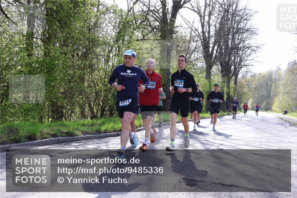 12.04.2026 - 45. Internationalen Wilhelmsburger Insellauf Yannick Fuchs http://msf.ph/oto/9485336 12.04.2026 10:28:19 Laufen 3911, 289, 2537, 5732, 1264 meine-sportfotos.de