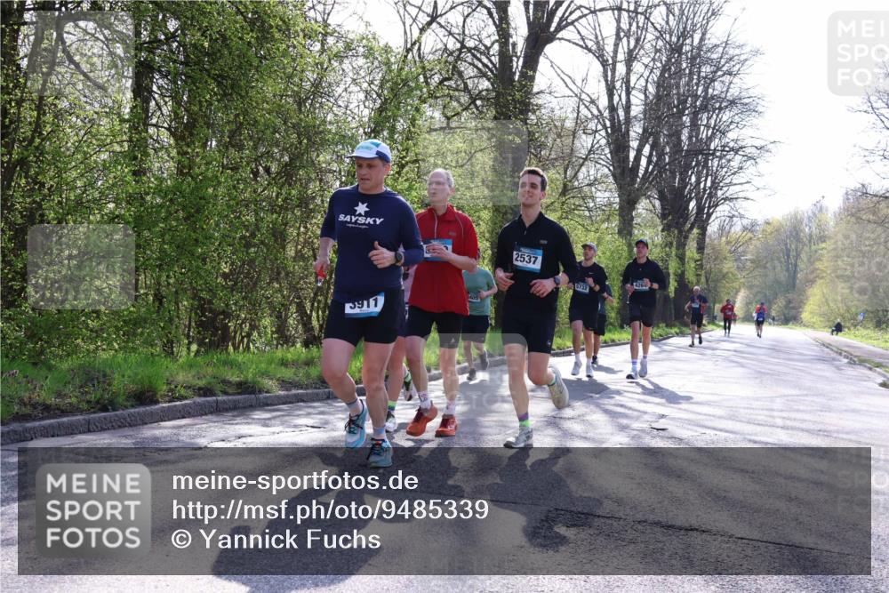 12.04.2026 - 45. Internationalen Wilhelmsburger Insellauf Yannick Fuchs http://msf.ph/oto/9485339 12.04.2026 10:28:19 Laufen 3911, 6405, 2537, 5732 meine-sportfotos.de