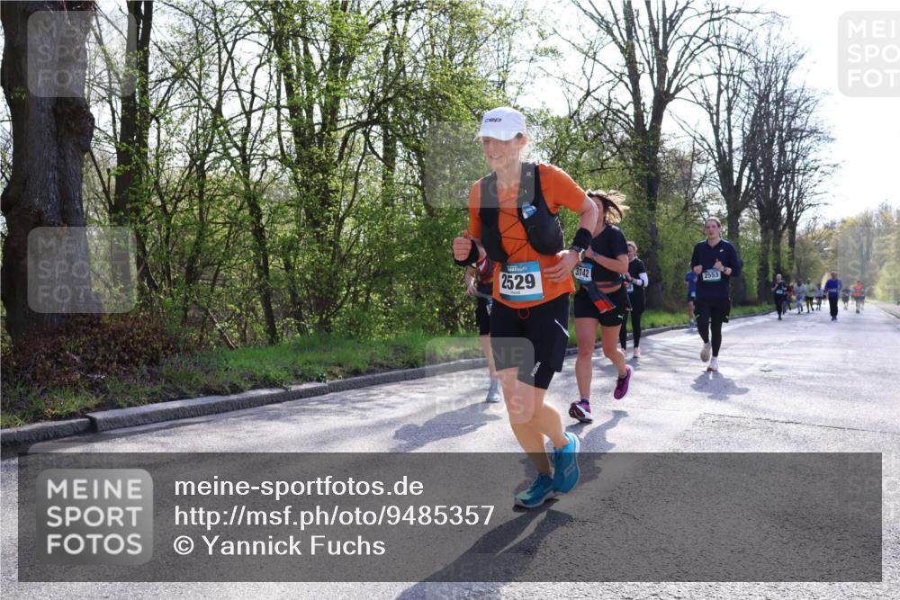 12.04.2026 - 45. Internationalen Wilhelmsburger Insellauf Yannick Fuchs http://msf.ph/oto/9485357 12.04.2026 10:46:30 Laufen 2529, 3142, 2553 meine-sportfotos.de