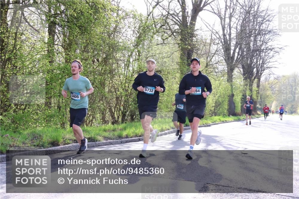 12.04.2026 - 45. Internationalen Wilhelmsburger Insellauf Yannick Fuchs http://msf.ph/oto/9485360 12.04.2026 10:28:21 Laufen 5405, 5732, 3043, 64 meine-sportfotos.de