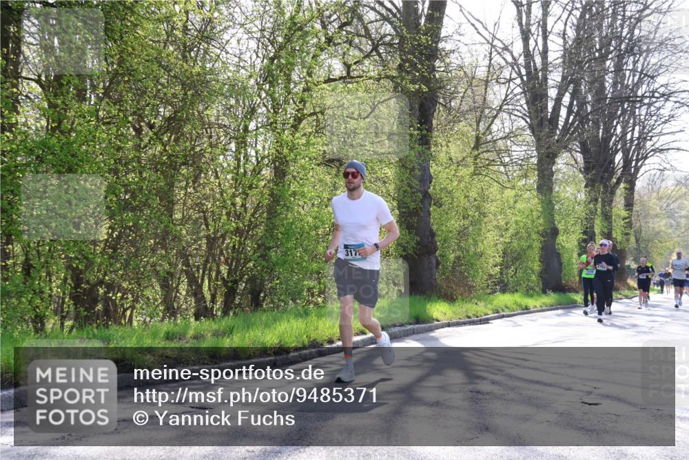 12.04.2026 - 45. Internationalen Wilhelmsburger Insellauf Yannick Fuchs http://msf.ph/oto/9485371 12.04.2026 10:34:43 Laufen 317 meine-sportfotos.de
