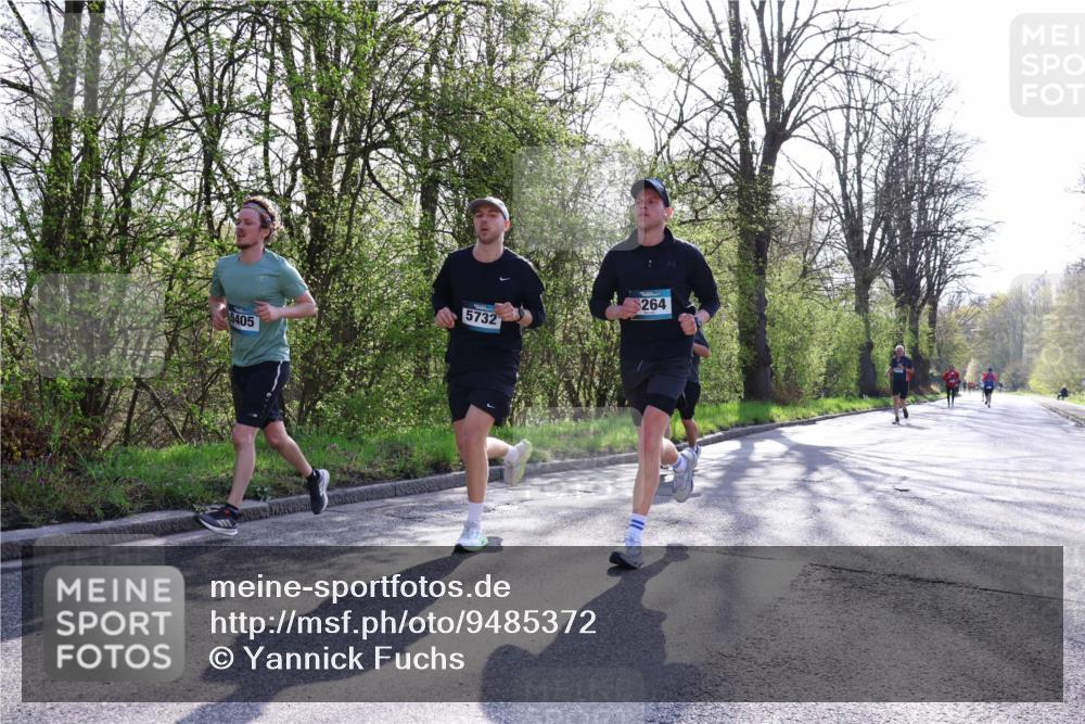 12.04.2026 - 45. Internationalen Wilhelmsburger Insellauf Yannick Fuchs http://msf.ph/oto/9485372 12.04.2026 10:28:22 Laufen 5405, 5732, 264 meine-sportfotos.de