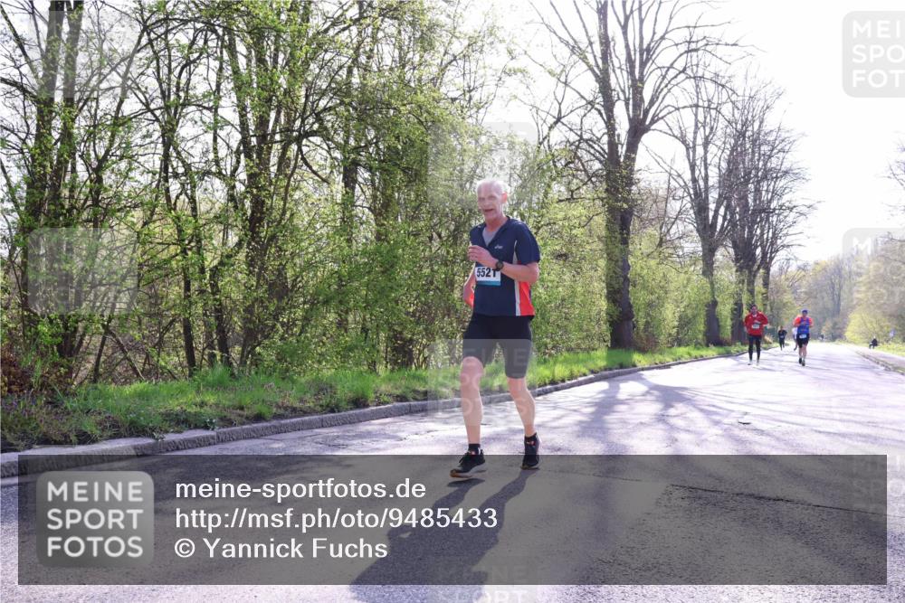 12.04.2026 - 45. Internationalen Wilhelmsburger Insellauf Yannick Fuchs http://msf.ph/oto/9485433 12.04.2026 10:28:27 Laufen 5521 meine-sportfotos.de