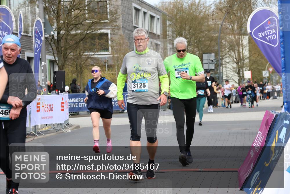 12.04.2026 - 45. Internationalen Wilhelmsburger Insellauf Strokosch-Dieckow http://msf.ph/oto/9485467 12.04.2026 13:19:58 Ziel 3927, 3193, 4469, 5327, 3125, 4518, 5778 meine-sportfotos.de